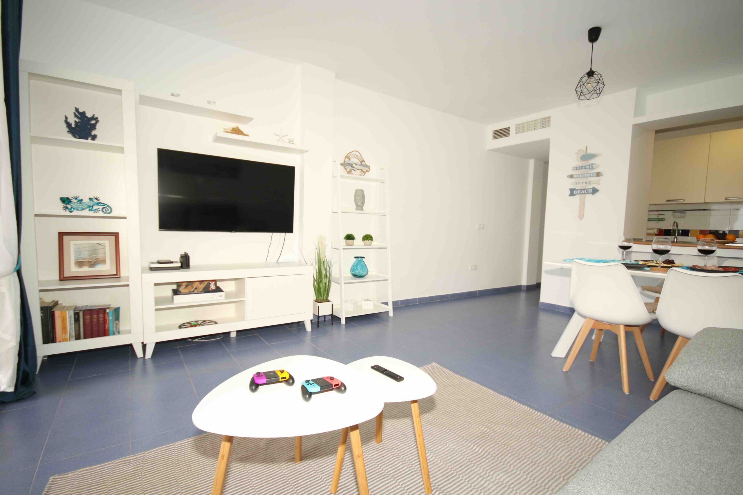 XPosure apartment living area with sea view, Vera Playa